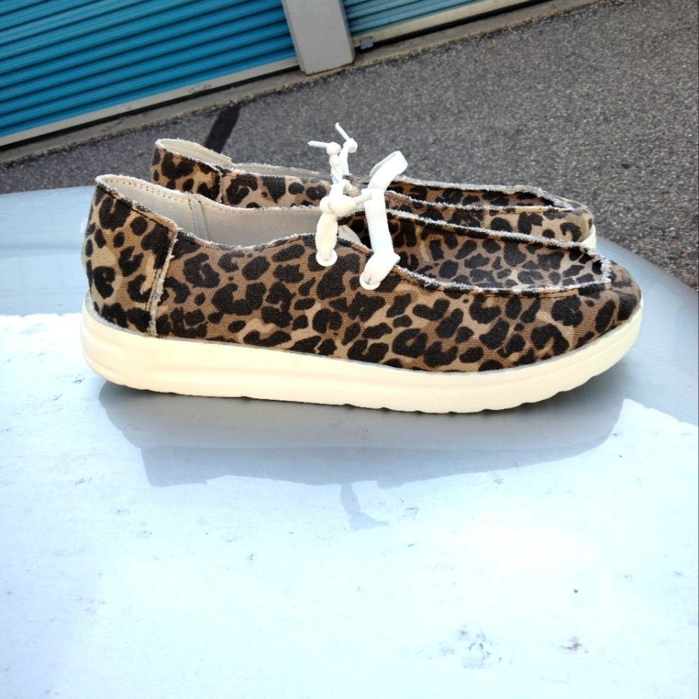 Women's Shoes